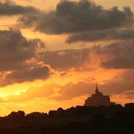 Le Petit Manoir - Jean Gedouin Servon (Manche)