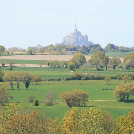 Le Petit Manoir - Jean Gedouin * Servon (Manche)